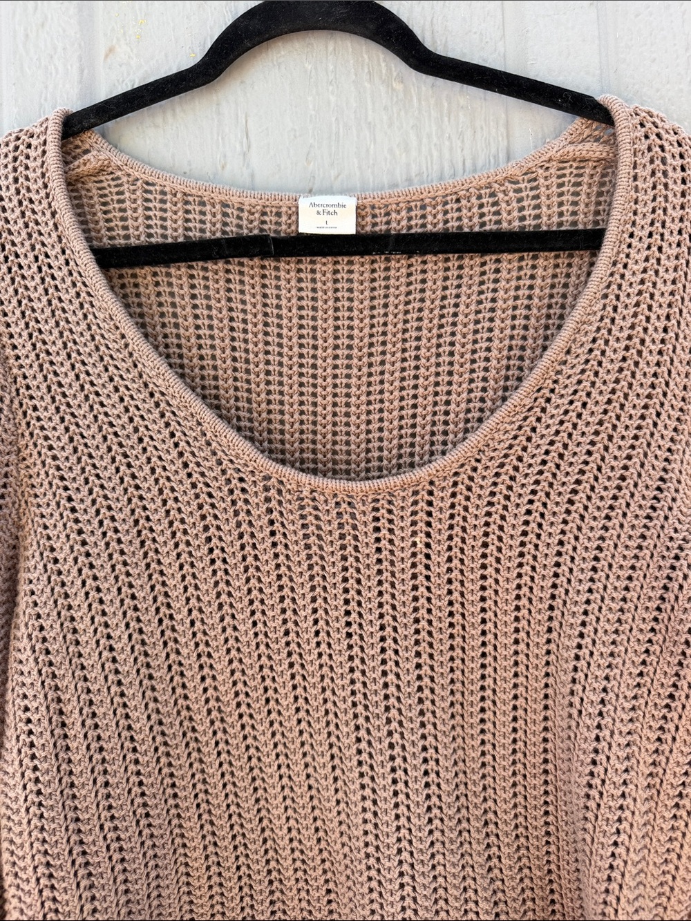 Abercrombie & Fitch Cropped Crochet Knit Sweater Size: L - Picture 5 of 6